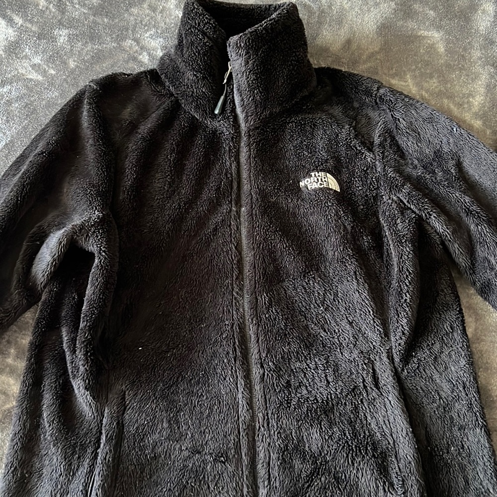 Woman’s north face jacket